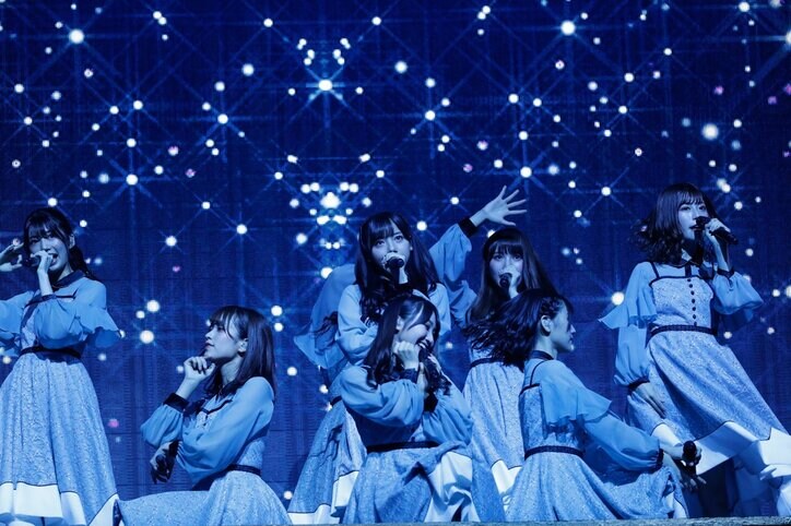 「憧れの場所に虹を作れました」日向坂46、たまアリで切ない新曲も披露した改名後初のワンマンライブ