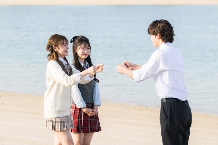 辛すぎる結末…人気JK、高校生活最後の恋に「終わった」