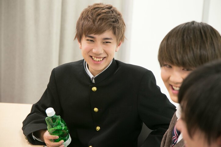 高校生が語る盛り写真の見破り方「タグ付けから他撮りを確認する」