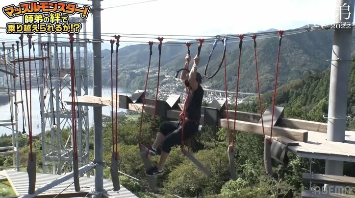 「ガチで恐怖映像w」将棋界のギャグ王・豊川孝弘七段が顔面蒼白「夢に出てくるよ…」巨大クライミングアトラクションに愛弟子・渡辺和史五段と挑戦!/将棋・ABEMA師弟トーナメント