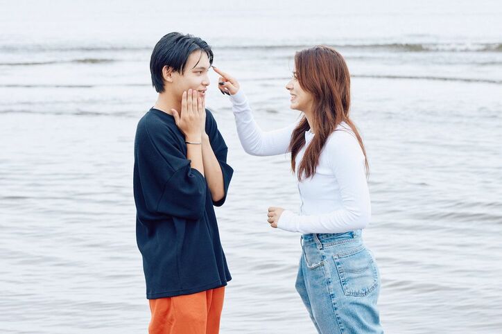 佐野勇斗、涙する女性を抱きしめたPopteenモデルを称賛「泣いてる女性を見たらああいう行動は…」『オオカミちゃんとオオカミくん』第8話