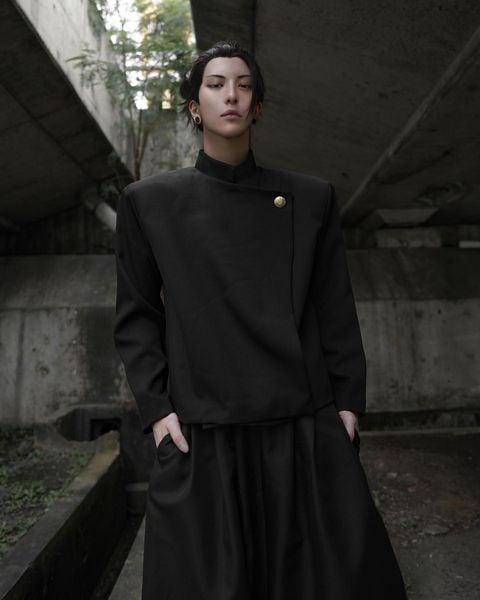 高専時代の夏油傑を完全再現 フォロワー170万人超コスプレイヤー 八犬の 呪術廻戦 新作コスプレに絶賛の嵐 ニュース Abema Times