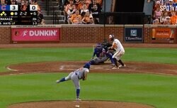 一体、何が起きた！？ 今永昇太、渾身のストレートで“異変”が起きた…！？ 見逃し三振したバッターの様子がおかしくなる「手が出なかっただけ」「お手上げ状態」