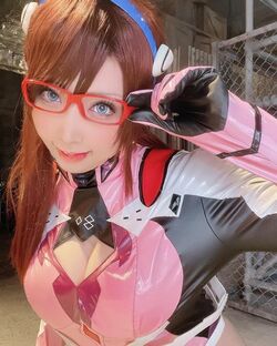 コスプレイヤー・桃色れく、「エヴァ」真希波・マリ・イラストリアスの悩殺コスに反響「可愛い」「美しすぎる」