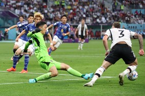 ［ドイツ戦速報］日本、序盤に前田がネットを揺らすもオフサイド。PKを決められ、０－１で前半を折り返す【W杯E組】