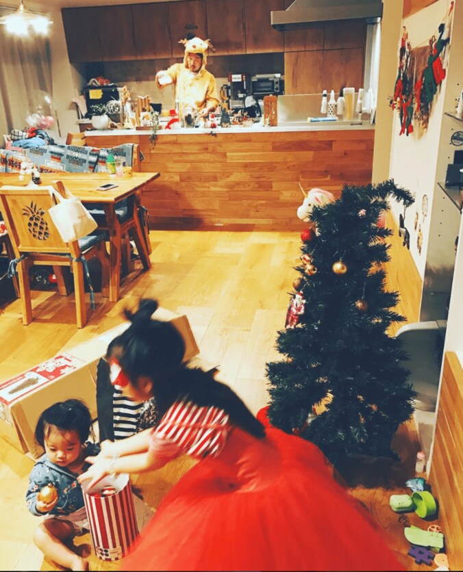 木下優樹菜、病み上がりのクリスマス　家事を手伝うフジモンに絶賛の声　 2枚目