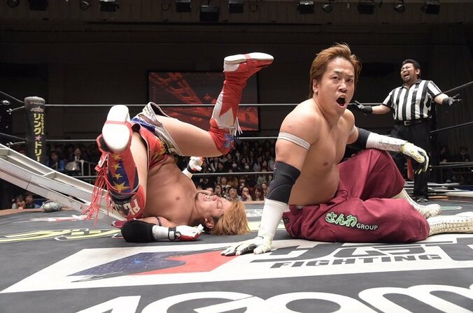 有刺鉄線バットVS画鋲！ここまで狂った試合をやるとは…　勝俣瞬馬、ハードコアマッチで覚醒！ 2枚目