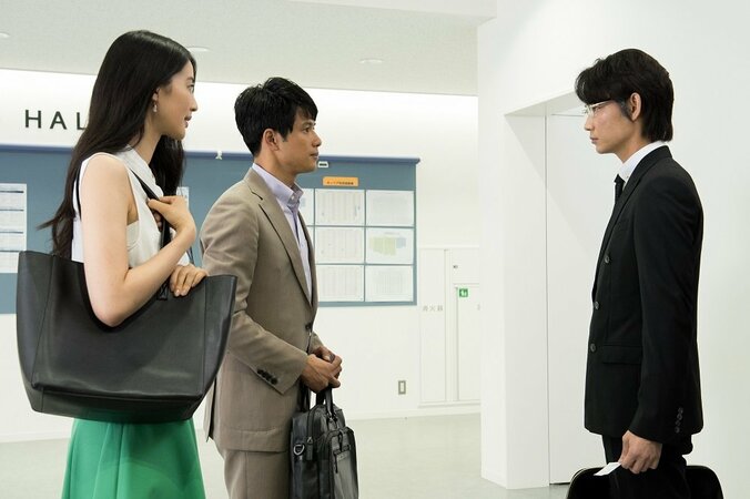 ハリウッド“鮮烈デビュー”の森崎ウィン、『ハゲタカ』で久々の地上波に出演 3枚目