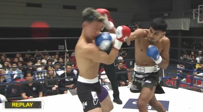 衝撃KOで新王者に輝いたアビラル