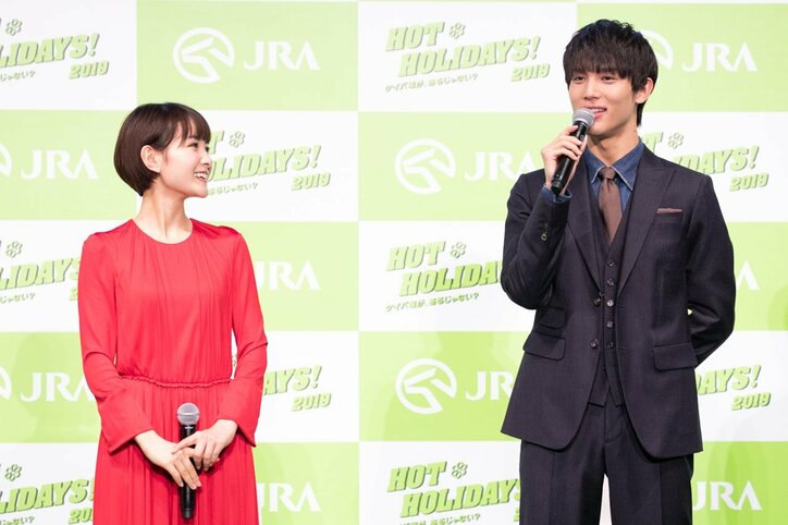 高畑充希、CM共演の中川大志＆葵わかなに「フレッシュで果汁が出そう」