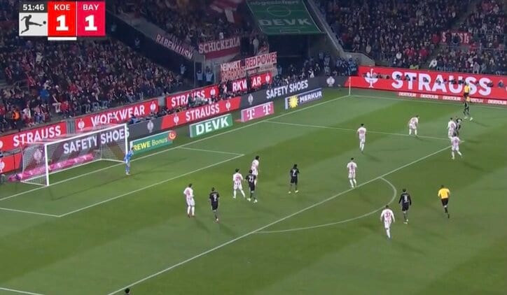 【写真・画像】「エグすぎん？」伊藤洋輝、美しすぎる“超ロングフィード”炸裂… 高精度ダイレクトキックにスタジアム騒然「マンガかよ」　1枚目