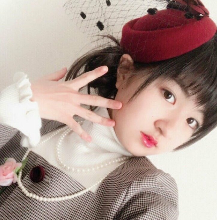 小林星蘭、流行のリップを塗って小学校卒業式へ　「めちゃめちゃ赤い」と驚き