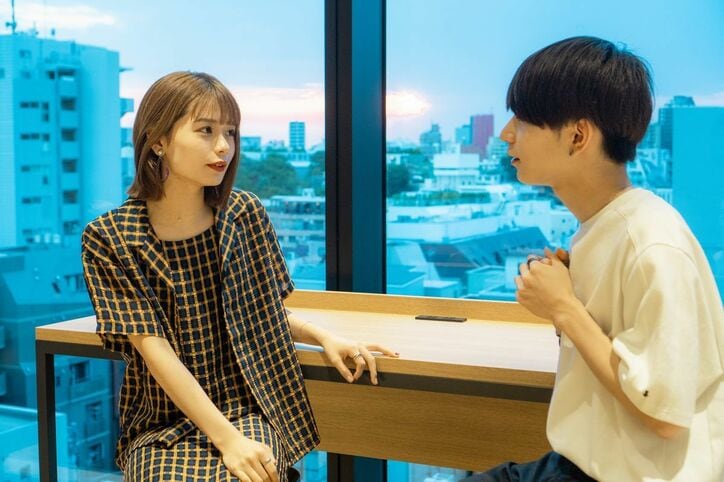 ⾜⽴佳奈、新曲のモデルは『今⽇好き』のあの子? ⾜⽴佳奈×人気高校生・のあ対談インタビュー