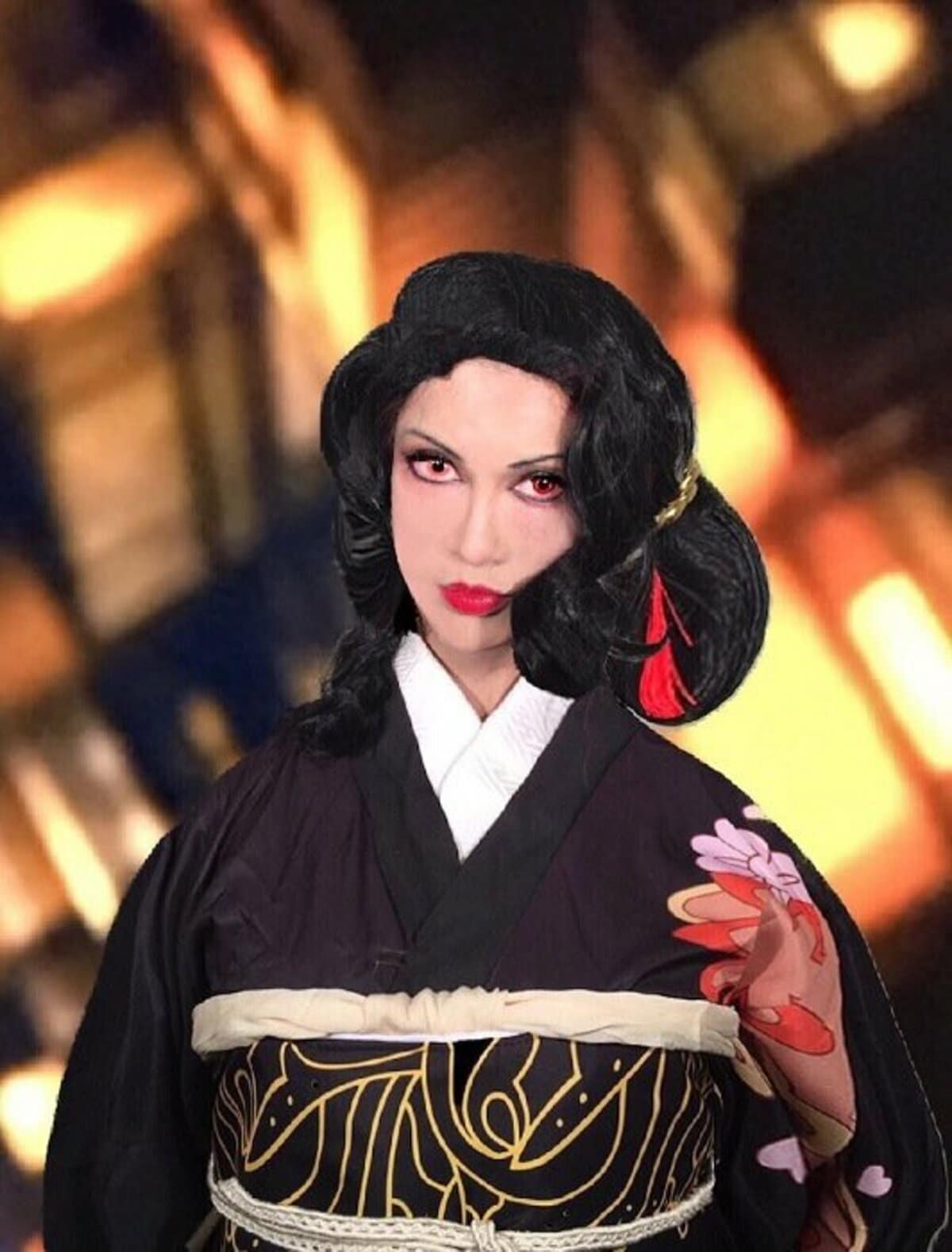 叶美香、姉・恭子の『鬼滅の刃』鬼舞辻無惨コスプレを披露「私達のお