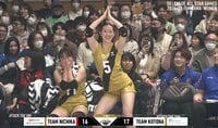 キレがエグい！ 女子バレー選手、“可愛らしい”謎ダンスでファンを魅了 隣の選手は爆笑