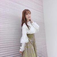 声優・内田真礼、白いフリルたっぷりコーディネートを披露　ファン「天使様…？？」