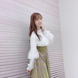 声優・内田真礼、白いフリルたっぷりコーディネートを披露　ファン「天使様…？？」