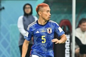 「頼もしいわ」「ブラボーやん」スタンドを激しく煽る“熱い男”長友佑都の行動に反響！【W杯】