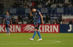 「何を考えてスライディングしたのか」闘莉王が吉田麻也に喝！「ゴールキックから点を取られるなんてアマチュアでもない」