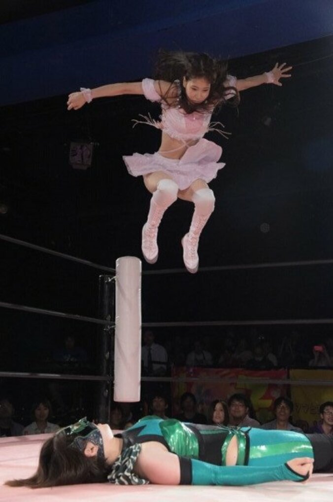 「悔しさを昇華できる職業がプロレスラーだろ」伊藤麻希、タッグパートナーに才木玲佳を指名！ 3枚目