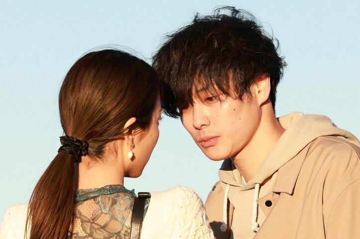 “キスのフリ“をするはずが…感情高ぶり熱いキス！ 谷まりあ「ドラマかと思った」と唖然