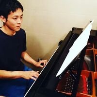 松坂桃李のピアノレッスン風景に「かわいすぎます 癒し」「聴いてみたい」の声