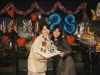 西野未姫、峯岸みなみの28歳バースデーを祝福し「姉妹みたい」「良き先輩との2ショットナイス」の声