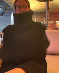 今田美桜、もこもこニットのオフショットに「めっちゃかわ！！天使や～」とファン歓喜