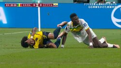 武藤敬司ばりのドラゴンスクリュー炸裂 「悪質タックル発動」「これは激しい」 批判の声