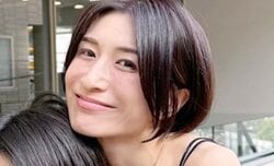 「ママ、グラビアの仕事していい？」1児のシンママ・おかもとまり（35）、11年ぶりの写真集に対する10歳長男の反応を明かす