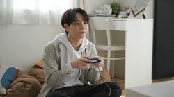 JO1豆原一成が『あざと連ドラ』に初出演決定！三姉妹の末っ子・川口ゆりなの幼馴染役を熱演、長女・次女は元乃木坂46・樋口日奈＆柚子姉妹