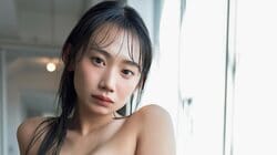 “9頭身の超絶スタイル” 相沢菜々子がまぶしいランジェリーグラビア 『FLASH』登場