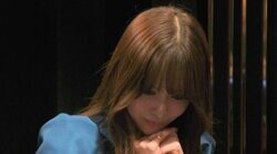 “獲得賞金1億超え”最強ポーカー美女がまさか…人気芸人に完敗で絶句→“悔しがる表情”に反響「慰めてあげたい」