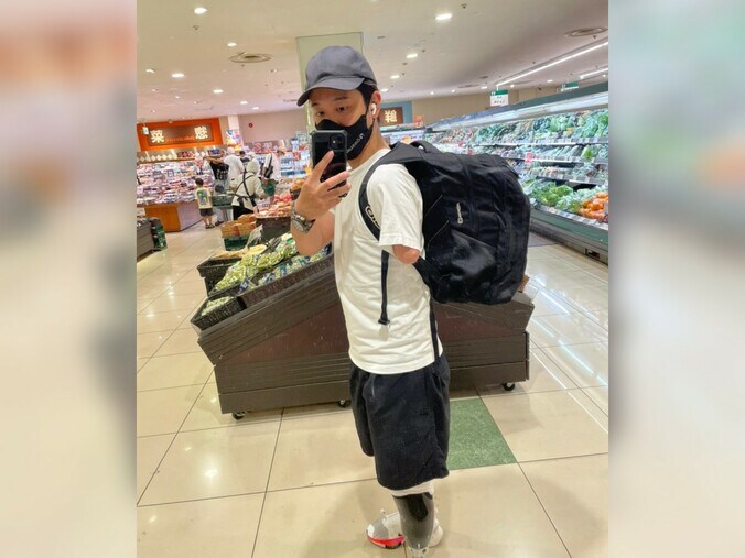 【画像】リュックを背負った山田さん