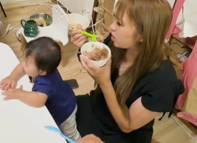 9児を育てる37歳美人シンママ発案の“手作り誕生日パフェ”に「楽しそう！」「真似したい！」の声