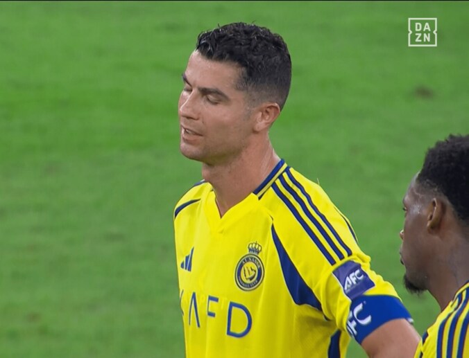 川崎F、アル・アハリに0－2で敗れACLE準優勝　中2日の3連戦&完全アウェイの逆境を跳ね返せず　死力尽くした選手たちの目には涙 3枚目