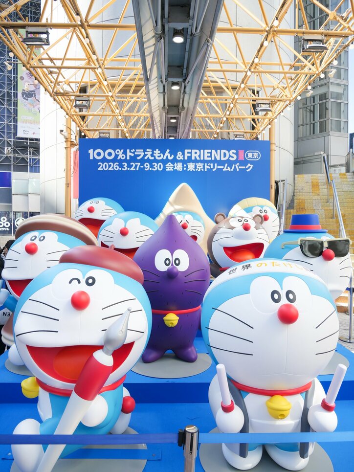 【写真・画像】巨大ドラえもんバルーンと等身大ドラえもん56体が東京に出現！「渋谷も、六本木も、ドラえもんだらけ！」会場レポート　11枚目