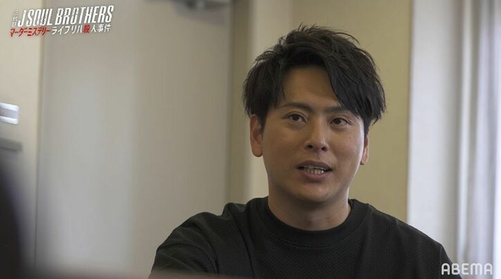 三代目JSBのマネージャーが謎の死!?メンバー全員が容疑者、疑心暗鬼のなかボロが出るのは…『マーダーミステリー ライブリハ殺人事件』