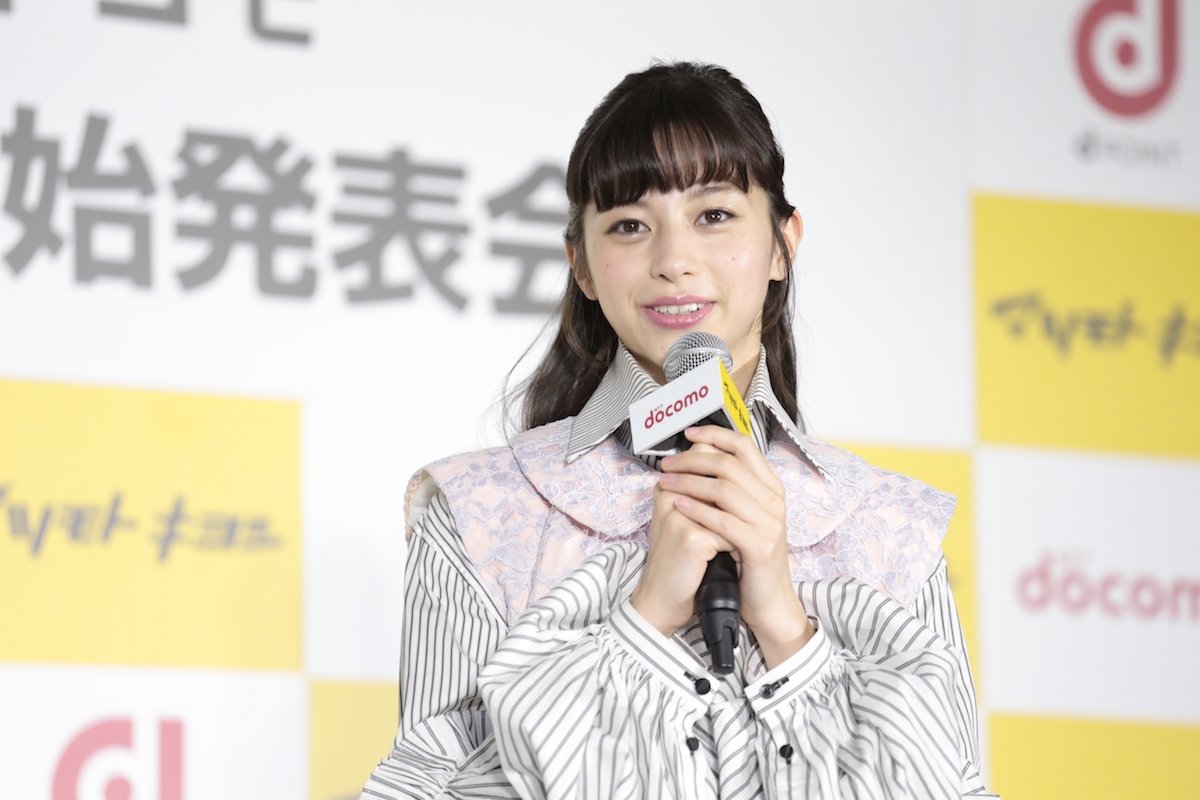 中条あやみ 共演するドコモのキャラクター ポインコ兄弟 を見分ける 話題 Abema Times
