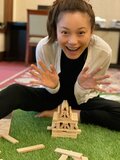 蛯原英里、娘と挑戦した知育玩具を紹介「集中すると楽しい」