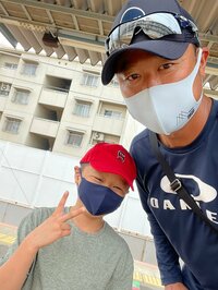 マック鈴木『電車に乗って』