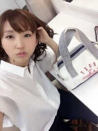 吉木りさ『今夜11時からAbemaTV『オトナ女子会』♡』