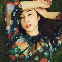 MEGUMIの妖艶なポートレートにファン称賛「美しさとセクシーさが同居」「とても綺麗」