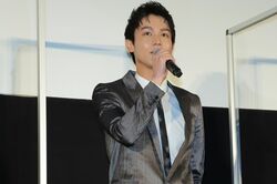 中川大志「作品を届けられることは奇跡」撮影から公開まで2年半、舞台挨拶で感極まる　映画『砕け散るところを見せてあげる』