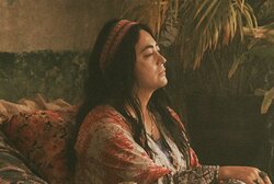 人気イケメン俳優、衝撃のビジュアルで登場「ナイスバディ」「存在感がすごい」と驚きの声『インフォーマ -闇を生きる獣たち-』