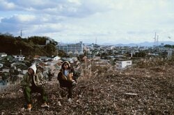 Kojoe & 1Co.INRによるコラボアルバム『uh huh』より、第一子が産まれたばかりのKojoeが家族への愛を歌った楽曲「MiBāba」のMVが公開！