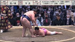 巨漢力士が“ちょこん” 敗者を気遣う振る舞いに「やさしさを感じる」ファンほっこり