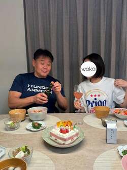 花田虎上の妻、ひな祭りの食卓を公開「子どもの成長と共に食事も徐々に変化」