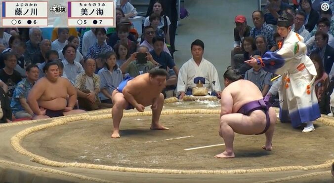 藤ノ川が「注意されました」 実況アナが指摘「前に置いては…」一体、何が？ 立ち合いの息詰まる光景に注目 5枚目