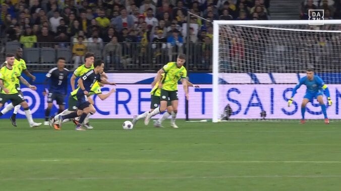 「久保入ると全然違うな」「完全にワンランク上」久保建英、相手5人翻弄の“貫禄”逆足シュート炸裂も決めきれず「あれは決めないと」「そろそろ確率上げて」ファンは議論百出 5枚目